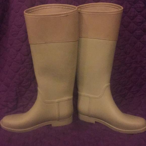 tory burch classic rain boots